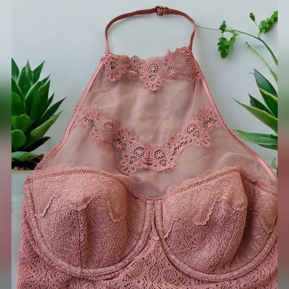 NWT Victoria's Secret Bombshell Lace Teddy Lingerie - Picture 5 of 5